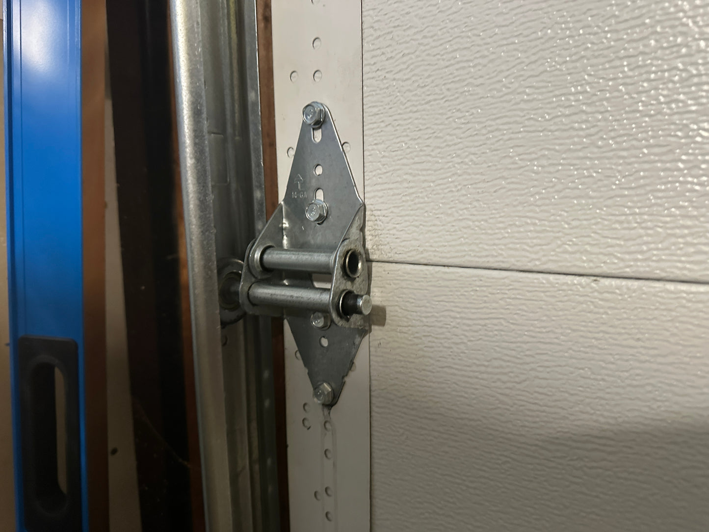 Garage Door #2 Hinge 14GA Standard